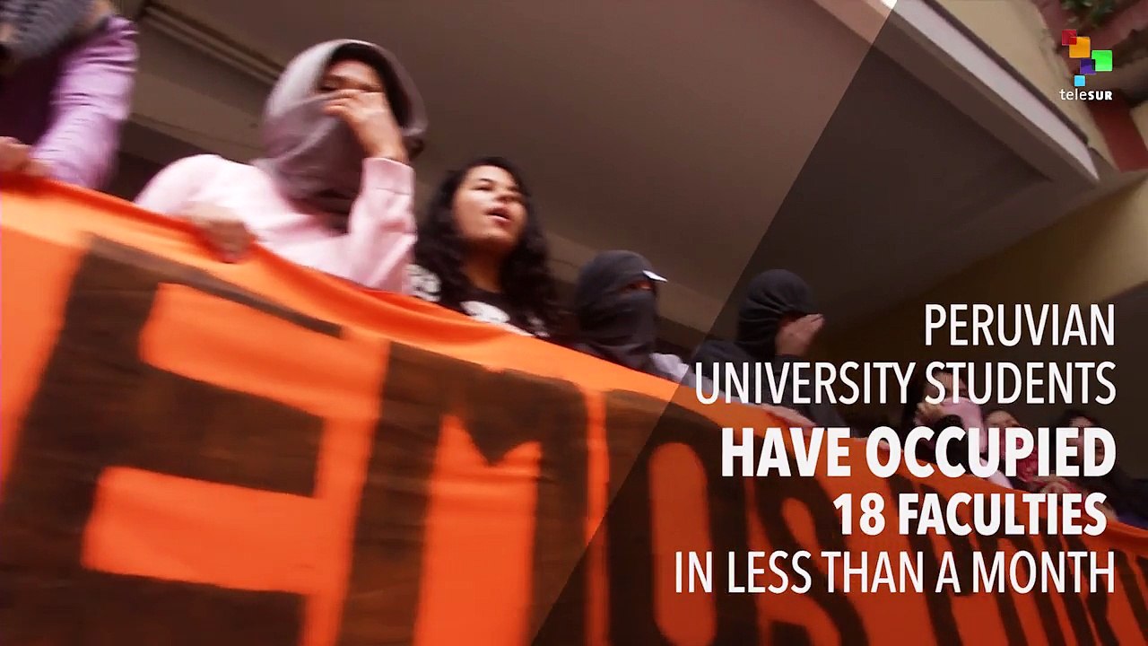 Peruvian Students Occupy the University