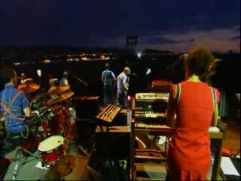 Arcade Fire - Intervention (Glastonbury 2007)
