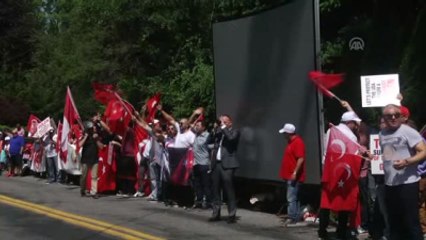 Pensilvanya'da Vatandaşlar "Demokrasi ve Şehitler Mitingi"İ İçin Toplandı (2)