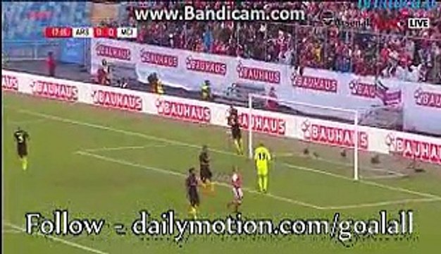 Petr Cech Briliant Save - Arsenal vs Manchester City 07.08.2016