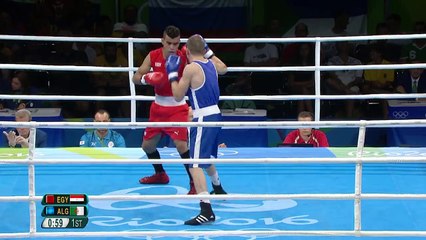 Enchainement de dingue !! L'Algérien Benbaaziz envoie l'Egyptien au tapis !