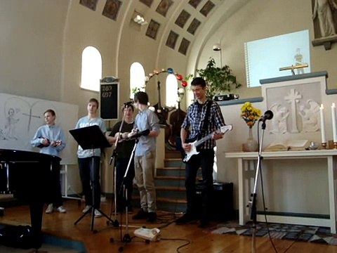 Ukulelepojkarna: Vi reser hem @Missionskyrkan Motala 17/4 2011