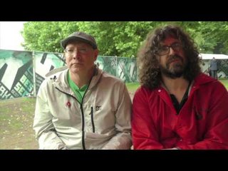 Muziek gaat voor vriendschap in Dinosaur Jr.