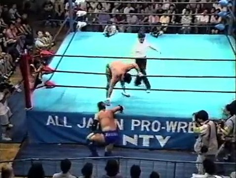 AJPW Jun Akiyama vs Taiyo Kea 1998 07 18