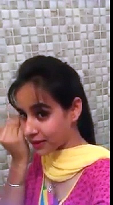Pakistani tapay , amazing Punjabi girl . beuty voi