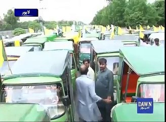 Awami rickshaw protest over one wheeling in Lahore