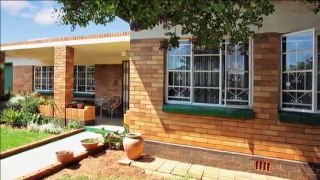 4 bedroom House For Sale in Crosby, Johannesburg, Gauteng for ZAR 1,280,000