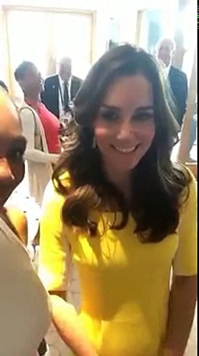 Serena Williams and Kate Middleton Snapchat at #Wimbledon #wimbledon #katemiddleton