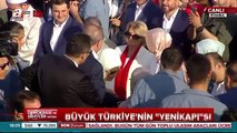 Cumhurbaşkanı Erdoğan, İbrahim Tatlıses'in Yanaklarını Okşadı _ Yenikapı Demokrasi Mitingi