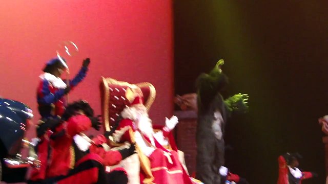 Plopsaland 'Zwarte Pieten'-show (en Sinterklaas) 23 november 2013