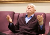 Fethullah Gülen Yalvarmaya Başladı: Biz Ettik Sen Etme