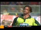 Sachin Tendulkar Six vs Shoaib Akhtar