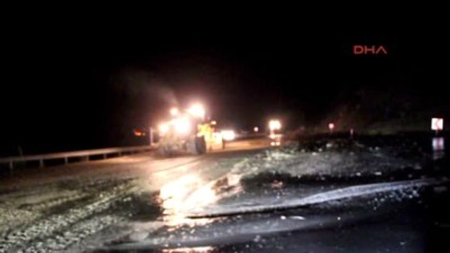 Erzurum-Artvin Karayolu Selden Kapandı