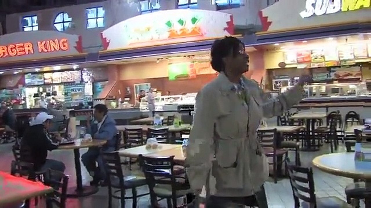 We're Not Broke - Extrait (2) VO