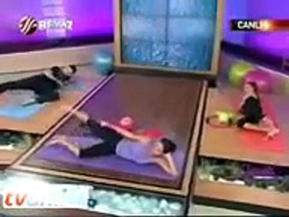 Ebru Şallı Bacak İnceltme Pilates Egzersizleri