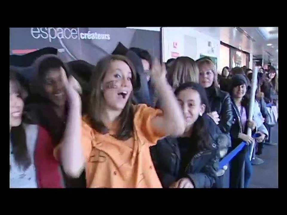 17 Ans Encore : Zac Efron en Promotion à la Fnac des Halles