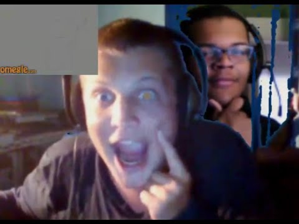 League of Chill: Live Fisting on Omeggle