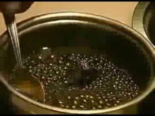 شاهد ماذا يحدث حين تغلي الكوكاكولا؟