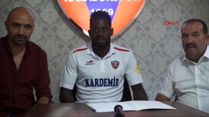 Karabükspor, Poko ile 3 Yıllık Sözleşme İmzaladı