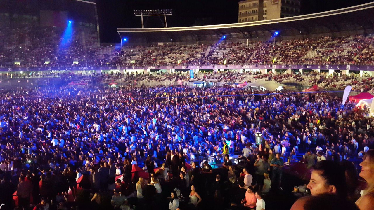 Hardwell LIVE la Untold 2016