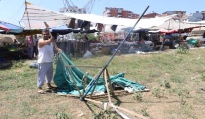 Havalanan Helikopter Pazar Yerini Savaş Alanına Çevirdi