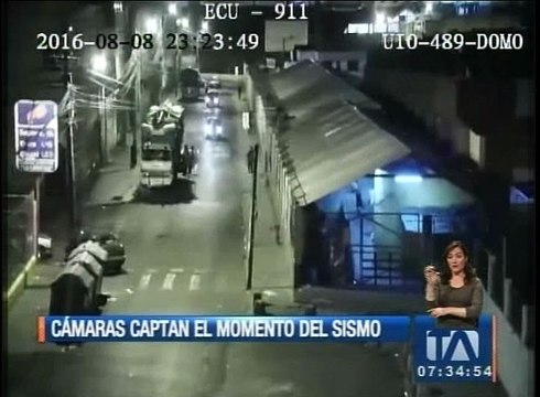 Cámaras del ECU 911 captaron el fuerte movimiento del sismo de 4.6 grados