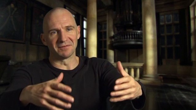 Harry Potter et Les Reliques de la Mort : 1ere Partie VO - Interview Ralph Fiennes