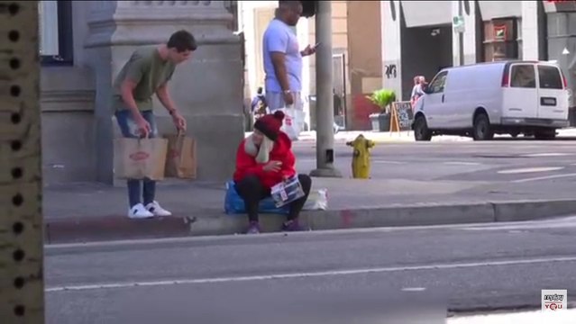 Evan, 10 ans, retrouve sa mère porteé disparue grâce à cette vidéo