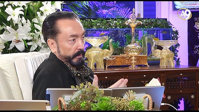 Bediüzzaman Hazretleri: Deccal ve Süfyan sihir, manyetizma ve ispirtizma ile insanları etkiler.