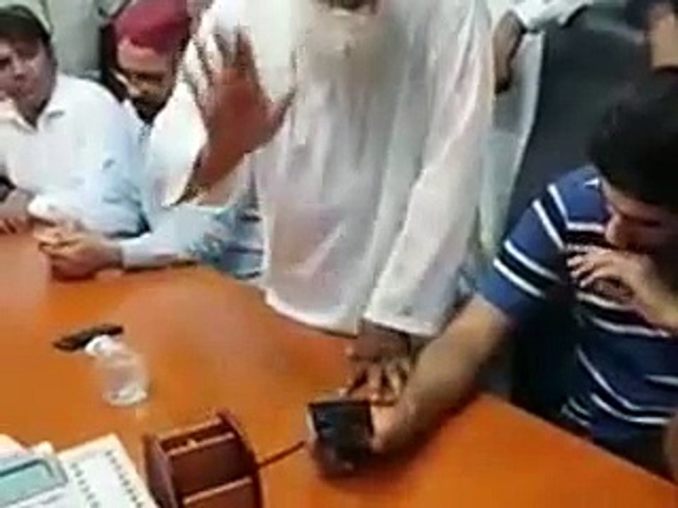 Old Man On Malik Riaz For His Act