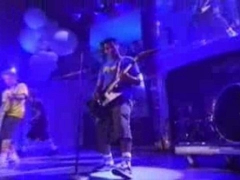 sum 41 & judas priest rock medley (live)