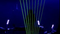 Rendez-vous 2 (harpe laser) - Jean Michel Jarre - Concert Lille 16-10-10