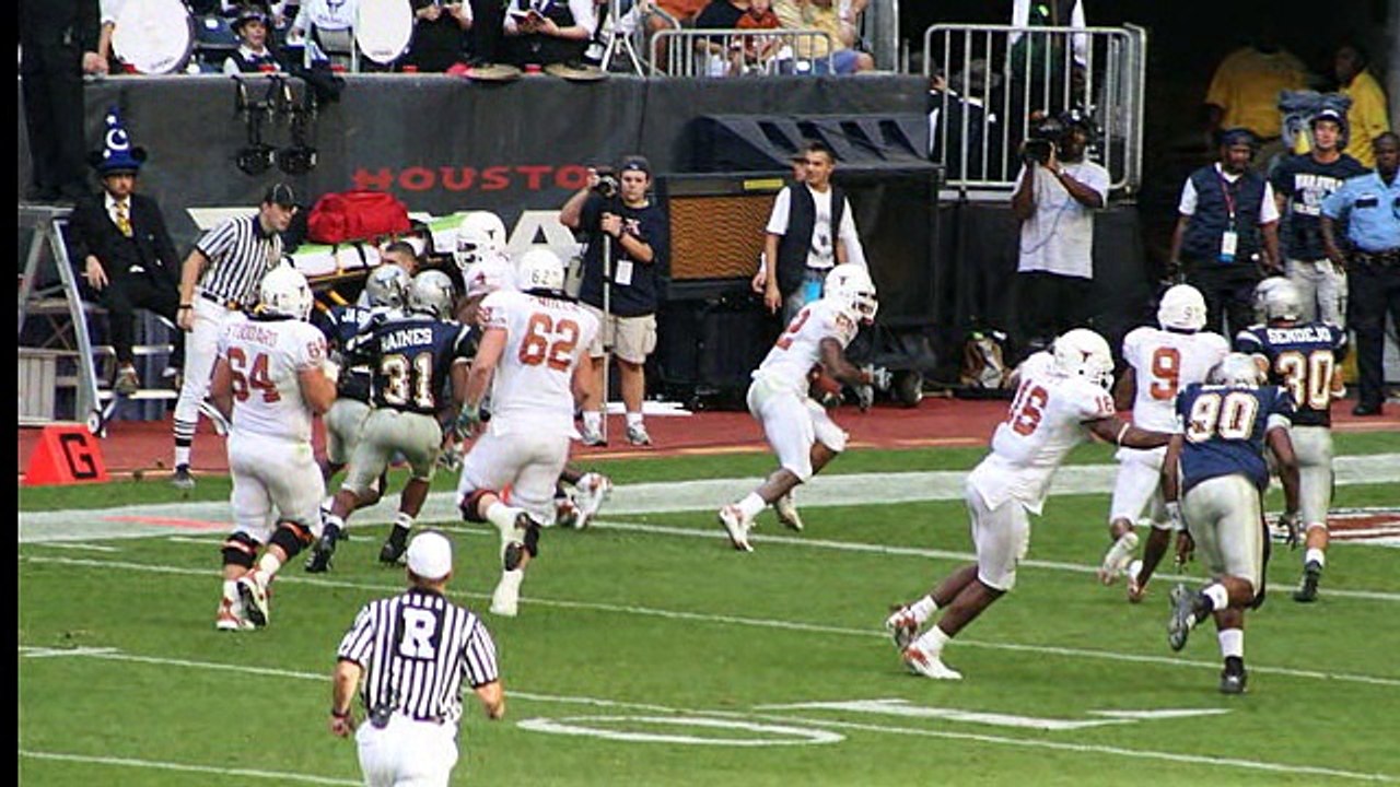 NCAA and other co-defendants reach $1.2 million settlement in football player's death