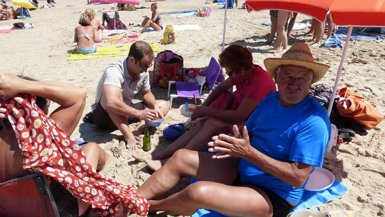 2016-08-01 un tout petit bikini basque