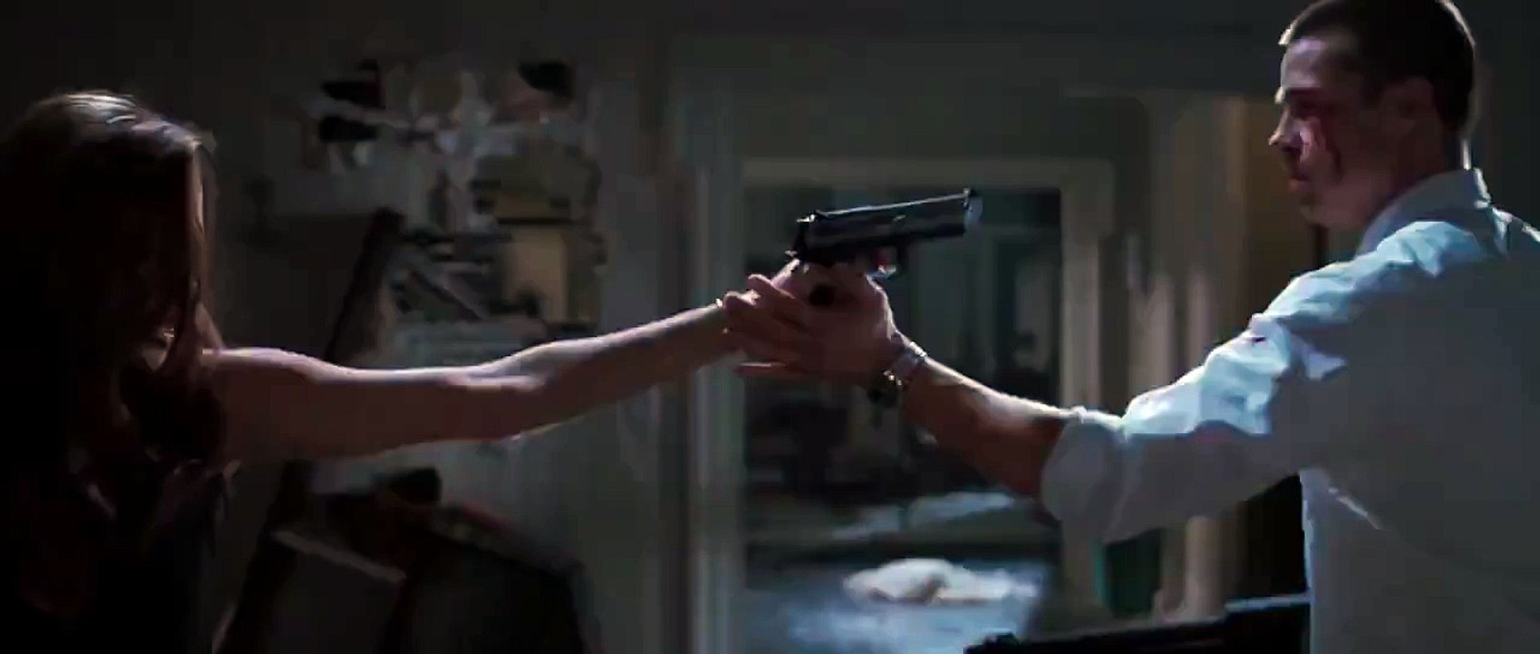 Angelina Jolie, Brad Pitt Hot Scene (Mr. & Mrs. Smith)