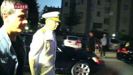 Orgeneral Akar, kahraman astsubayın ailesini ziyaret etti