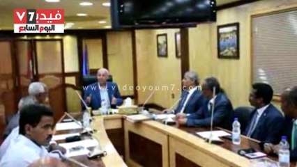 بالفيديو.. توقيع اتفاقية مع الصندوق الاجتماعى لرصف طرق ريفية بأسوان