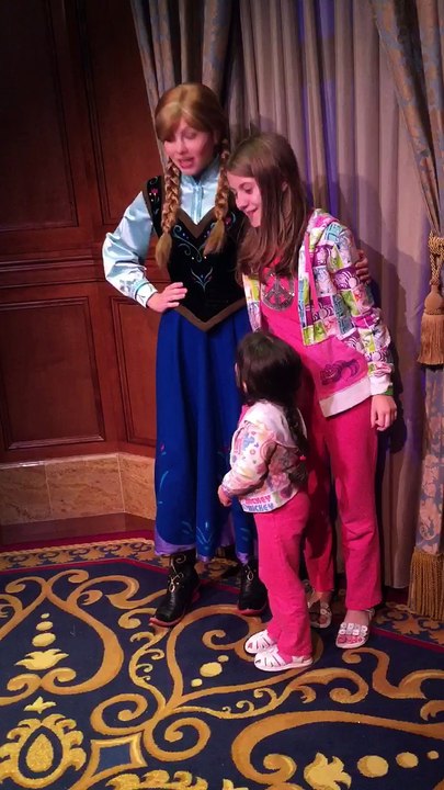 Meet Anna At Magic Kingdom