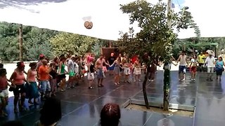Sharena Gajda dance (Bulgaria)