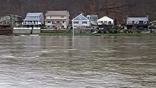Housatonic River, Oxford, CT - Flood - 4-17-07