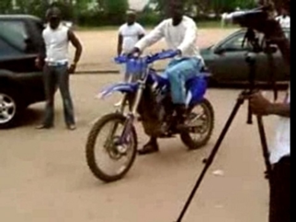 Clip de babani