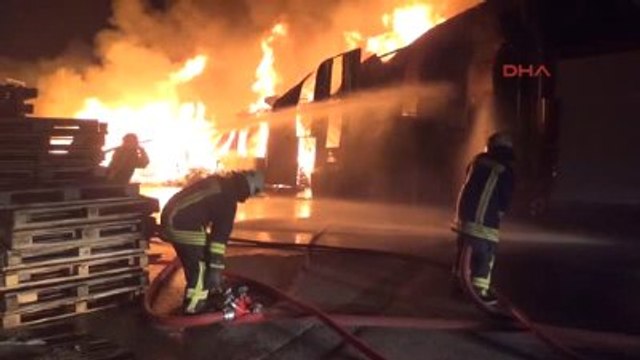 Konya Palet Fabrikası Alev Alev Yandı