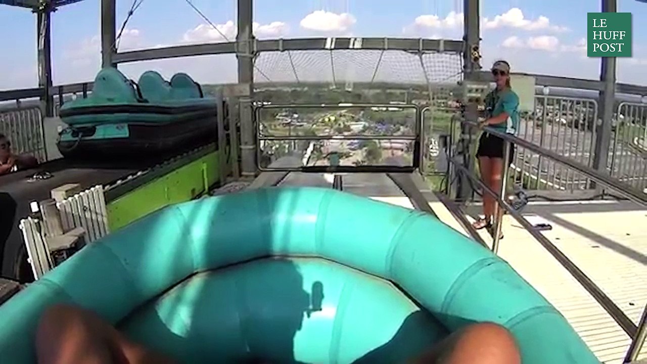 Un enfant meurt dans le plus haut toboggan aquatique du monde Vidéo