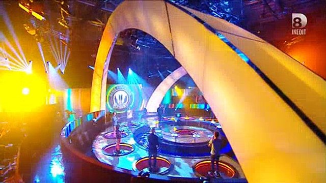 La première minute de Still Standing , le nouveau jeu de D8 présenté par Julien Courbet