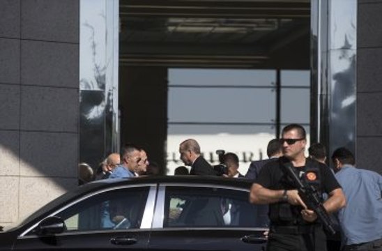 Cumhurbaşkanı Erdoğan Putin'le Görüşmek Üzere Rusya'ya Gitti