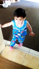 Adorable Little Girl's Heartwarming Moment 😊