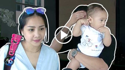 Jelang Satu Tahun, Rafathar Hobi 'Menggigit' - Cumicam 09 Agustus 2016