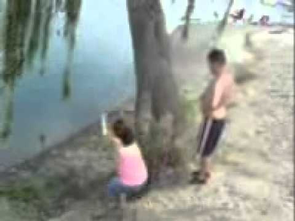 Funniest_Rope_Swing_Try_EVER.3gp