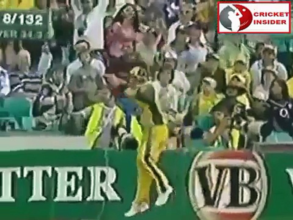 Shahid Afridi vs Brett Lee