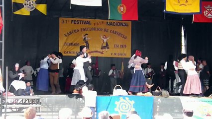 festival de danse folklorique à Canidelo